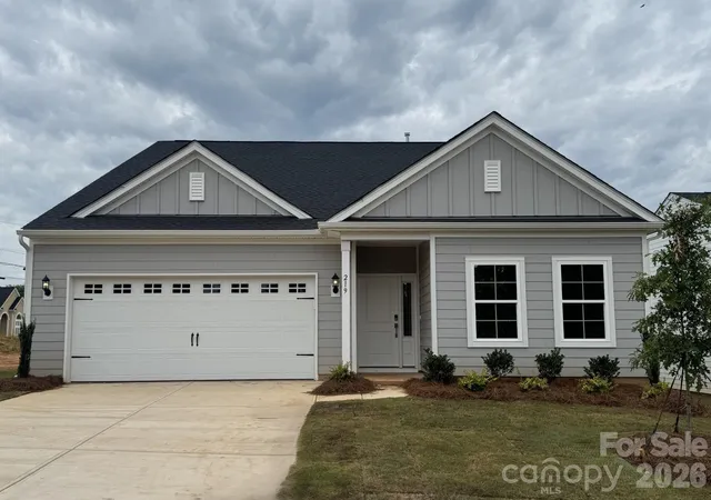 Homes for sale in Shelby, NC | 219 Rodeo Dr, Shelby, NC 28150 | MLS# 4368777