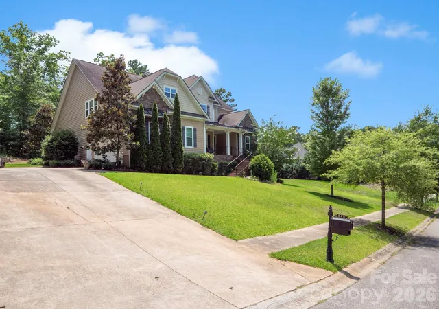 Homes for sale in Blythewood, SC | 242 Wren Creek Cir, Blythewood, SC 29016 | MLS# 4368779