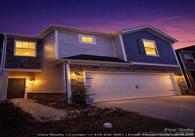 Homes for sale in Fort Mill, SC | 314 Hyssop Ct #109, Fort Mill, SC 29715 | MLS# 4368800