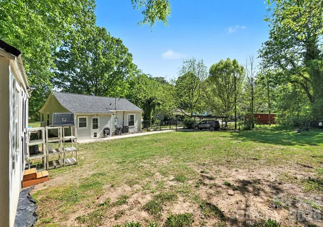 2nd image of 515 N Chapel St, Landis, NC 28088 | MLS# 4368837