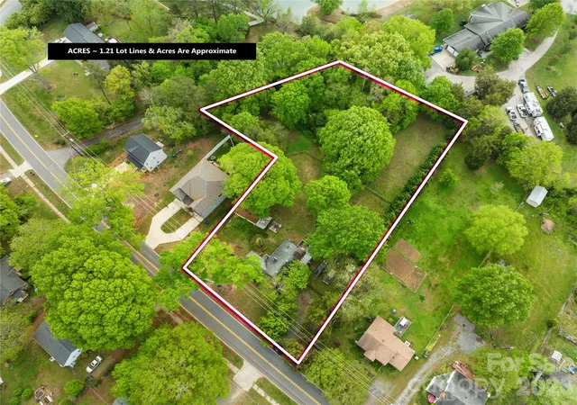 1st image of 8035 Pleasant Grove Rd, Charlotte, NC 28216 | MLS# 4368852