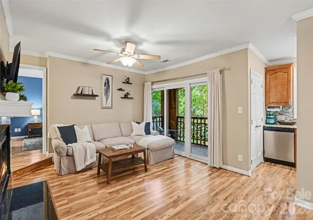 Photo 1 of Condo for sale at 1109 E Morehead St #5, Charlotte, NC 28204 | MLS# 4368887 | Listing updated on 2026-10-08
