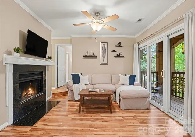 Photo 3 of Condo for sale at 1109 E Morehead St #5, Charlotte, NC 28204 | MLS# 4368887 | Listing updated on 2026-10-08