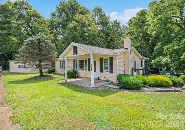 Homes for sale in Waynesville, NC | 1714 Iron Duff Rd, Waynesville, NC 28785 | MLS# 4368978