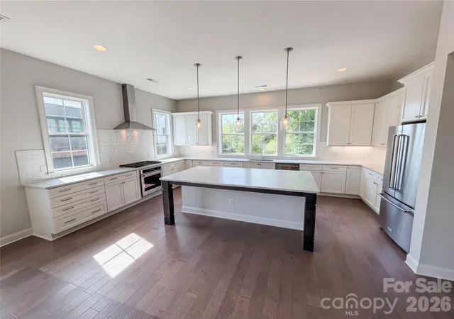 Photo 2 of Townhouse for sale at 4018 City Homes Pl, Charlotte, NC 28209 | MLS# 4368994 | Listing updated on 2026-10-29
