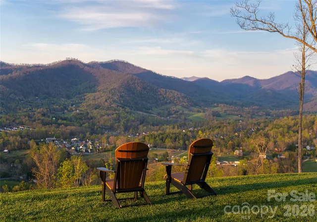 3rd image of 170 Bear View Rd, Weaverville, NC 28787 | MLS# 4369020