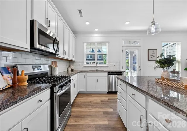 Photo 2 of Townhouse for sale at 10436 Glenmere Crk Cir, Charlotte, NC 28262 | MLS# 4369071 | Listing updated on 2026-09-16