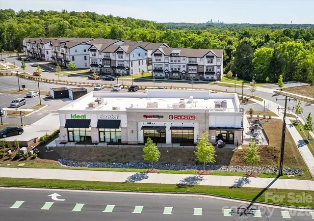 Photo 47 of Townhouse for sale at 10436 Glenmere Crk Cir, Charlotte, NC 28262 | MLS# 4369071 | Listing updated on 2026-09-16