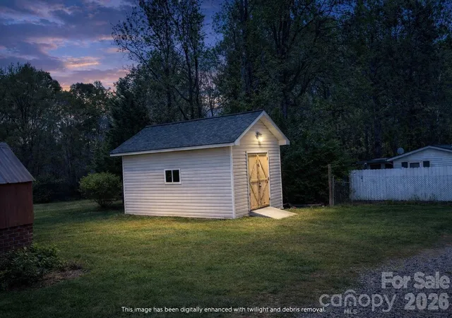 3rd image of 232 Summertree Dr, Troutman, NC 28166 | MLS# 4369245