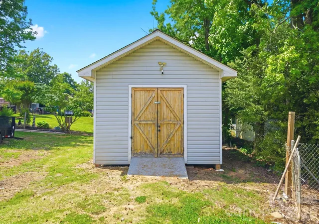 5th image of 232 Summertree Dr, Troutman, NC 28166 | MLS# 4369245