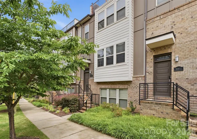 4th image of 18017 Nolita Ln, Charlotte, NC 28204 | MLS# 4369250