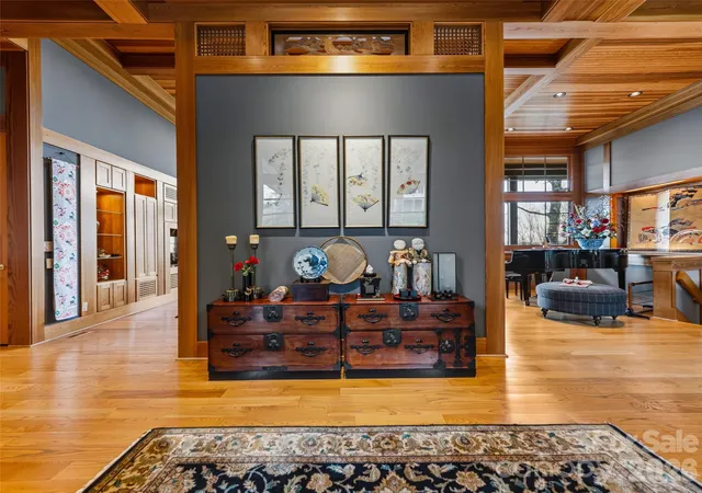 Photo 4 of Single family home for sale at 1000 Mcfarlane Way, Hendersonville, NC 28739 | MLS# 4369369 | Listing updated on 2026-08-03