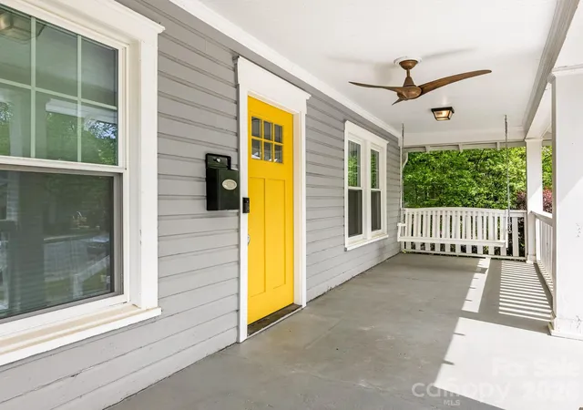 2nd image of 1617 Pegram St, Charlotte, NC 28205 | MLS# 4369427