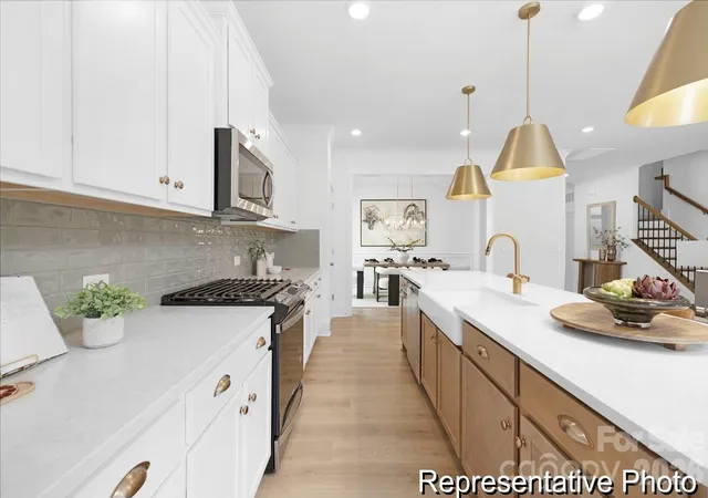 Photo 3 of Single family home for sale at 161 Bear Branch Dr #117P, Statesville, NC 28677 | MLS# 4369457 | Listing updated on 2026-07-23