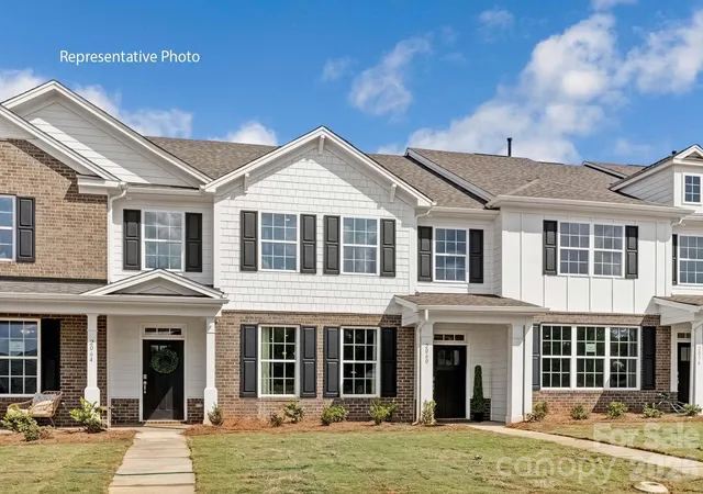 3rd image of 1046 Whistling Pl, Indian Trail, NC 28079 | MLS# 4369464