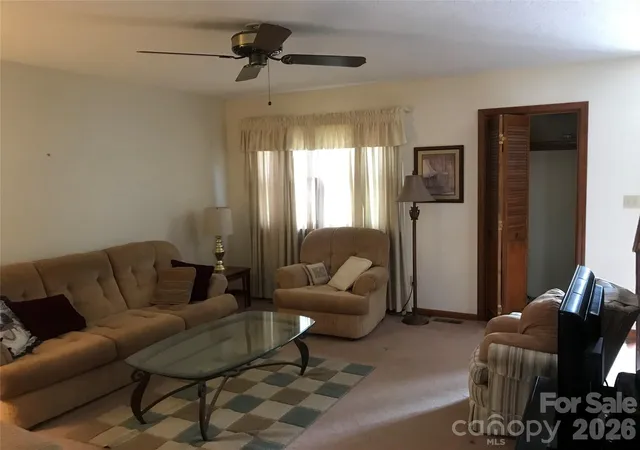 4th image of 1 Pensacola Hts, Arden, NC 28704 | MLS# 4369465