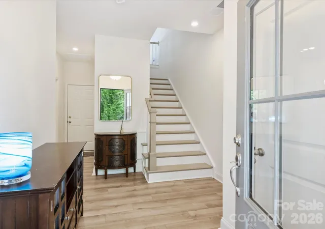 3rd image of 2405 Magnolia Blossom Wy, Charlotte, NC 28211 | MLS# 4369467