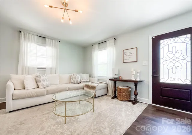 3rd image of 3827 Topsfield Rd, Charlotte, NC 28211 | MLS# 4369496