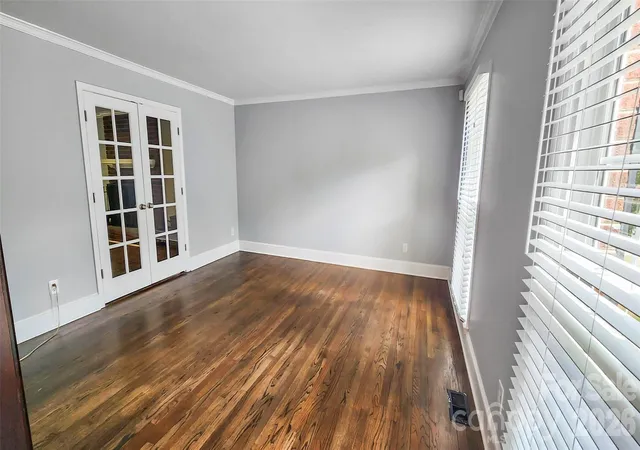 Homes for sale in Charlotte, NC | 8331 Dunstaff Rd, Charlotte, NC 28269 | MLS# 4369538