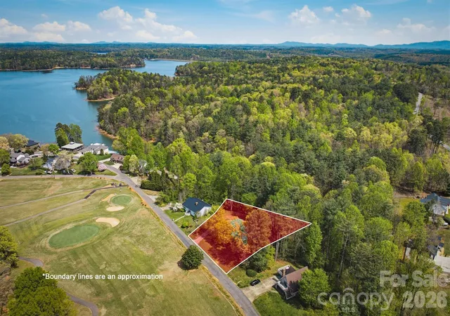 Homes for sale in Nebo, NC | 122 Lake Club Dr, Nebo, NC 28761 | MLS# 4369546