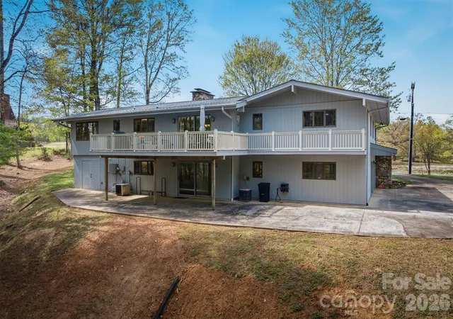 Homes for sale in Nebo, NC | 122 Lake Club Dr, Nebo, NC 28761 | MLS# 4369546