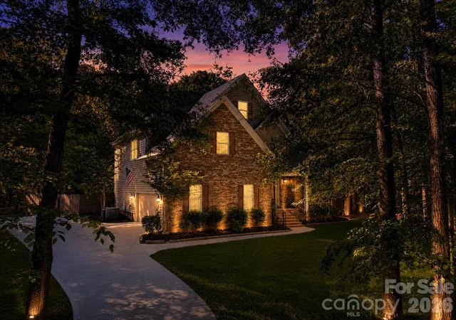 1st image of 734 Lynnwood Farms Dr, Fort Mill, SC 29715 | MLS# 4369604
