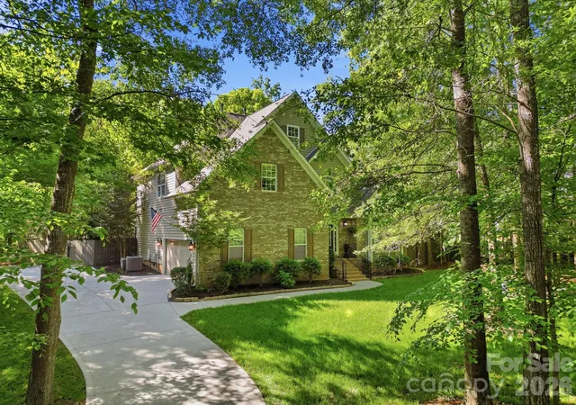 2nd image of 734 Lynnwood Farms Dr, Fort Mill, SC 29715 | MLS# 4369604