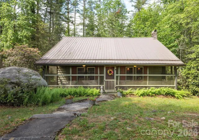 Homes for sale in Cedar Mountain, NC | 10844 Greenville Hwy, Cedar Mountain, NC 28718 | MLS# 4369621