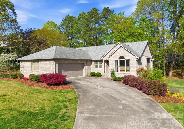 3rd image of 406 Vincent Ct, Salisbury, NC 28146 | MLS# 4369623