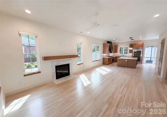 Photo 2 of Single family home for sale at 1609 Richland Dr, Charlotte, NC 28205 | MLS# 4369627 | Listing updated on 2026-10-29
