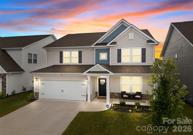 1st image of 108 Thornberry Rd, Hendersonville, NC 28792 | MLS# 4369711
