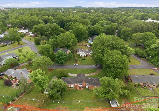 3rd image of 1215 Hillside Dr, Gastonia, NC 28052 | MLS# 4369826