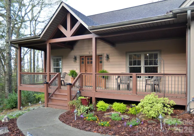 3rd image of 95 Creeks Edge Dr, Hendersonville, NC 28739 | MLS# 4369844