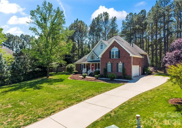 4th image of 443 Crowders Bluff Ct, Clover, SC 29710 | MLS# 4369857