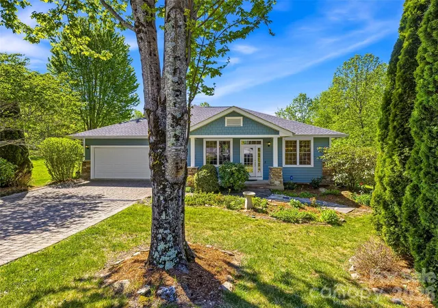 2nd image of 35 Stonecrest Ct, Flat Rock, NC 28731 | MLS# 4370036