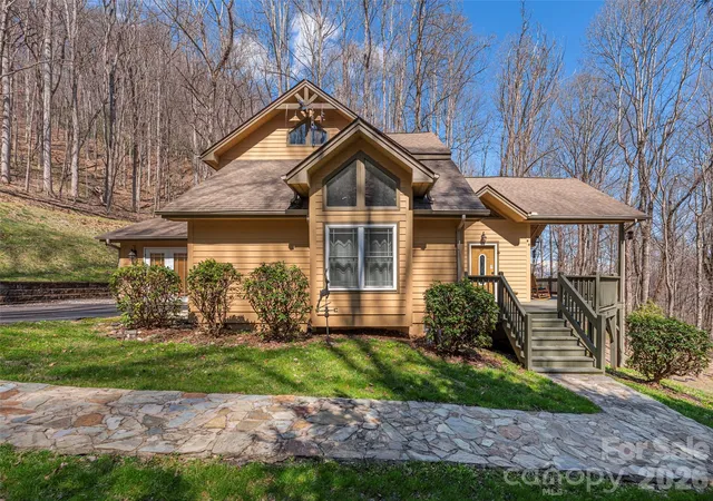 Homes for sale in Maggie Valley, NC | 90 Lionheart Ln, Maggie Valley, NC 28751 | MLS# 4370064