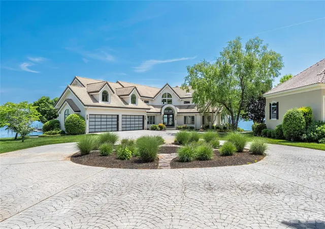 2nd image of 3386 Governors Island Dr, Denver, NC 28037 | MLS# 4370065