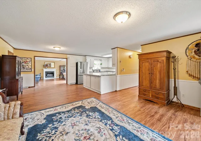 Photo 3 of Single family home for sale at 3510 Flint Dr, Statesville, NC 28677 | MLS# 4370071 | Listing updated on 2026-06-29