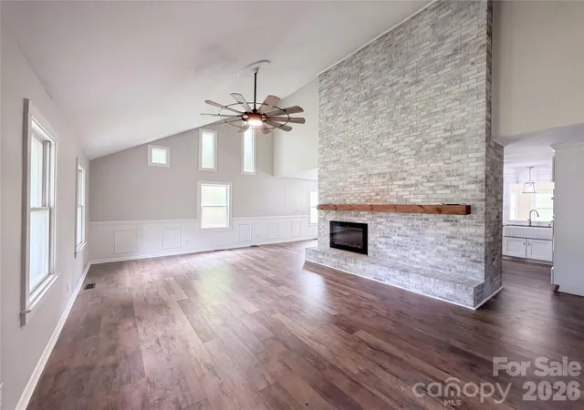 3rd image of 706 Crescent Dr, Cherryville, NC 28021 | MLS# 4370210