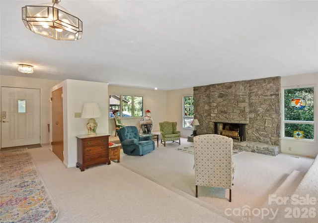 Photo 3 of Single family home for sale at 120 Carter Cvs Rd, Asheville, NC 28804 | MLS# 4370241 | Listing updated on 2026-10-08