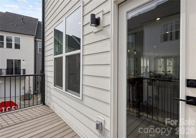 Photo 4 of Townhouse for sale at 3700 S Tryon St, Charlotte, NC 28217 | MLS# 4370268 | Listing updated on 2026-09-20