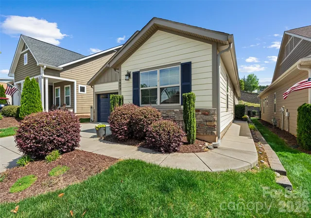 3rd image of 4803 Looking Glass Trl, Denver, NC 28037 | MLS# 4370285