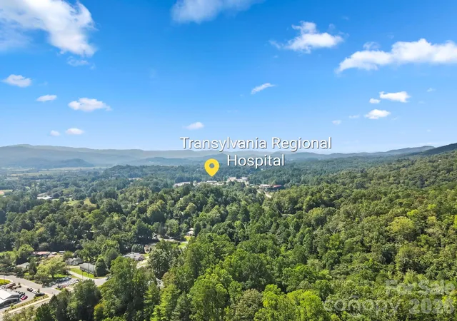 Photo 4 of Single family home for sale at 71 Laurel Mountain Rd, Brevard, NC 28712 | MLS# 4370295 | Listing updated on 2026-08-05