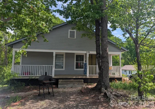 2nd image of 208/210 Basin Ave, Kannapolis, NC 28083 | MLS# 4370322