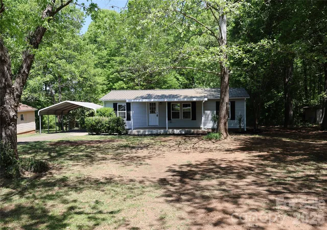 Homes for sale in Denver, NC | 6443 Sherwood Ln, Denver, NC 28037 | MLS# 4370327