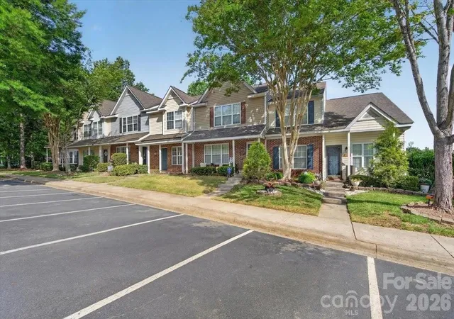 4th image of 17035 Turning Stick Ct, Charlotte, NC 28213 | MLS# 4370469