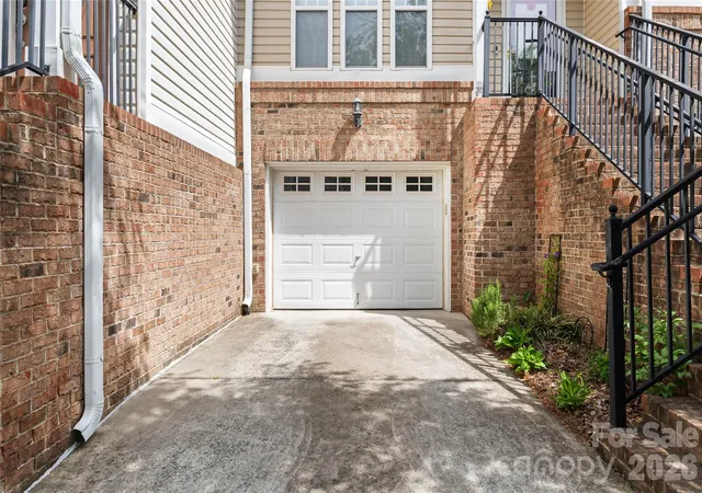 4th image of 7111 Founders Club Ct, Charlotte, NC 28269 | MLS# 4370503