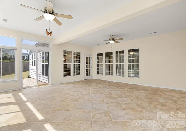 Photo 3 of Single family home for sale at 6015 Congaree Ct, Fort Mill, SC 29707 | MLS# 4370619 | Listing updated on 2026-04-24