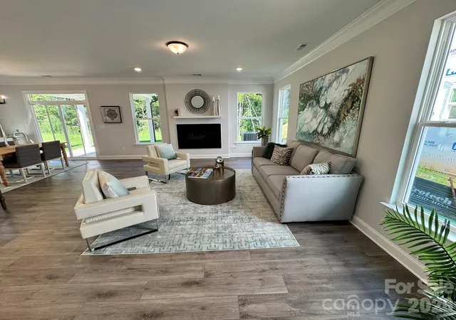 Photo 3 of Sale Pending at 13127 Foxberry Rd, Charlotte, NC 28213 | MLS# 4370666 | Listing updated on 2026-10-07