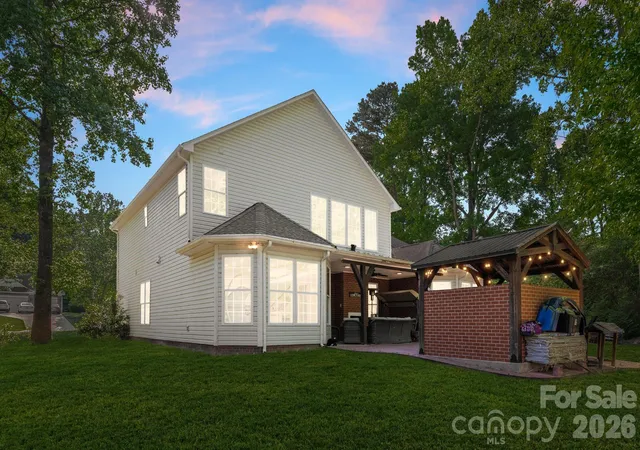 Photo 2 of Single family home for sale at 7536 Hannah Alexander Ln, Mint Hill, NC 28227 | MLS# 4370708 | Listing updated on 2026-09-30
